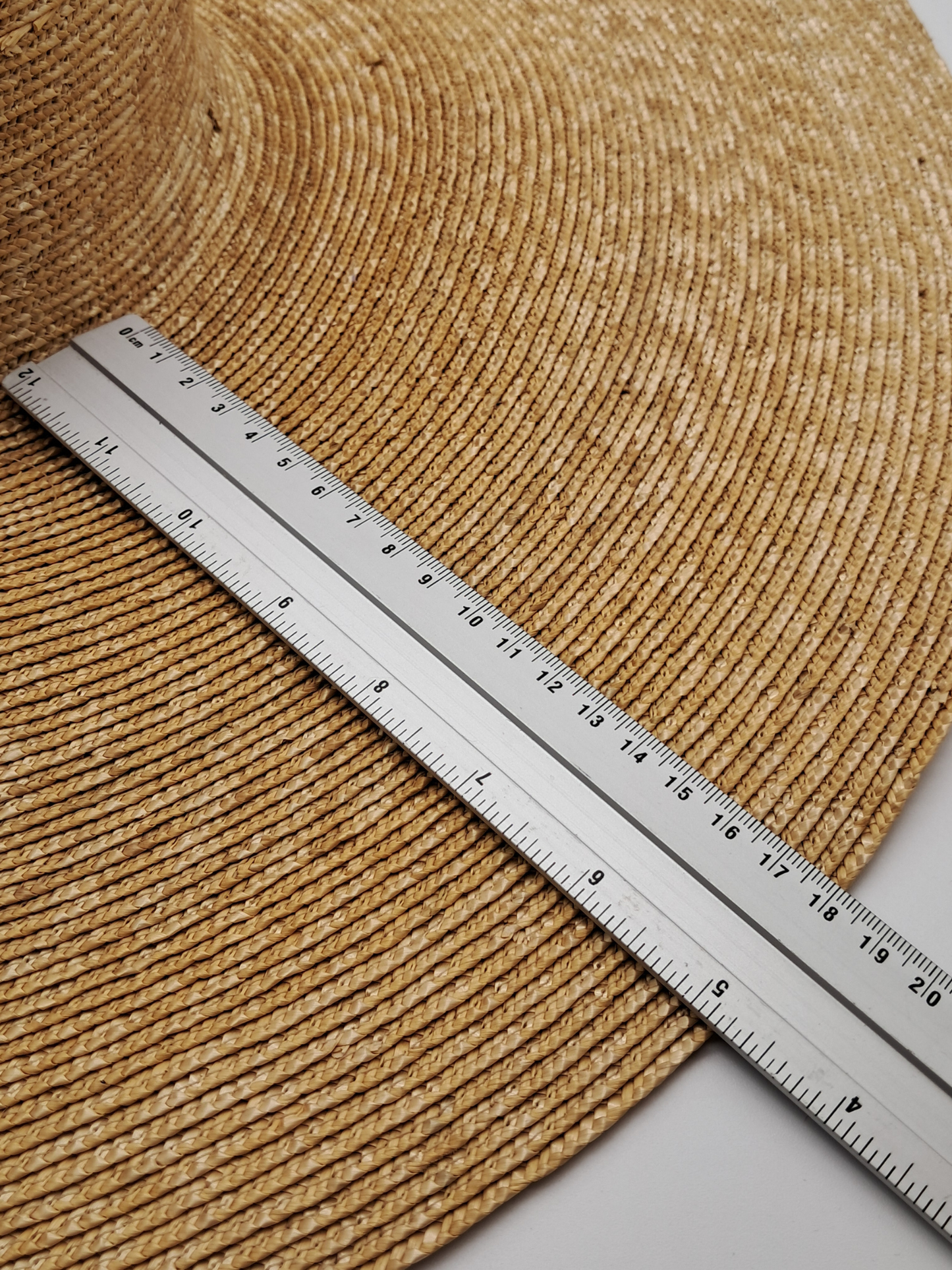 XXL Bortenstroh-Capeline in Natur – Perfekter Rohling für Modistinnen (Gr. 58)