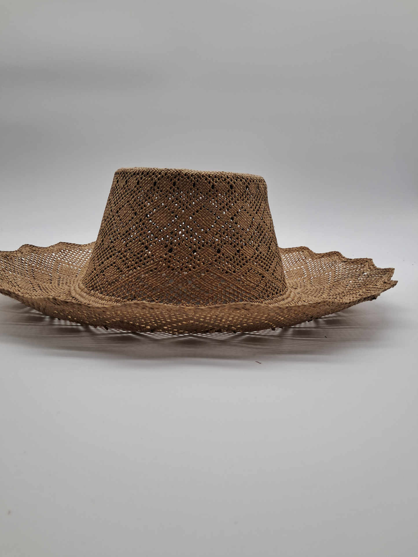 Vintage,Sommerhut, Wellenkanten Stroh Capeline, Hutmacher, Modisten, Sonnenhut, Ferien, Sonnenschutz,