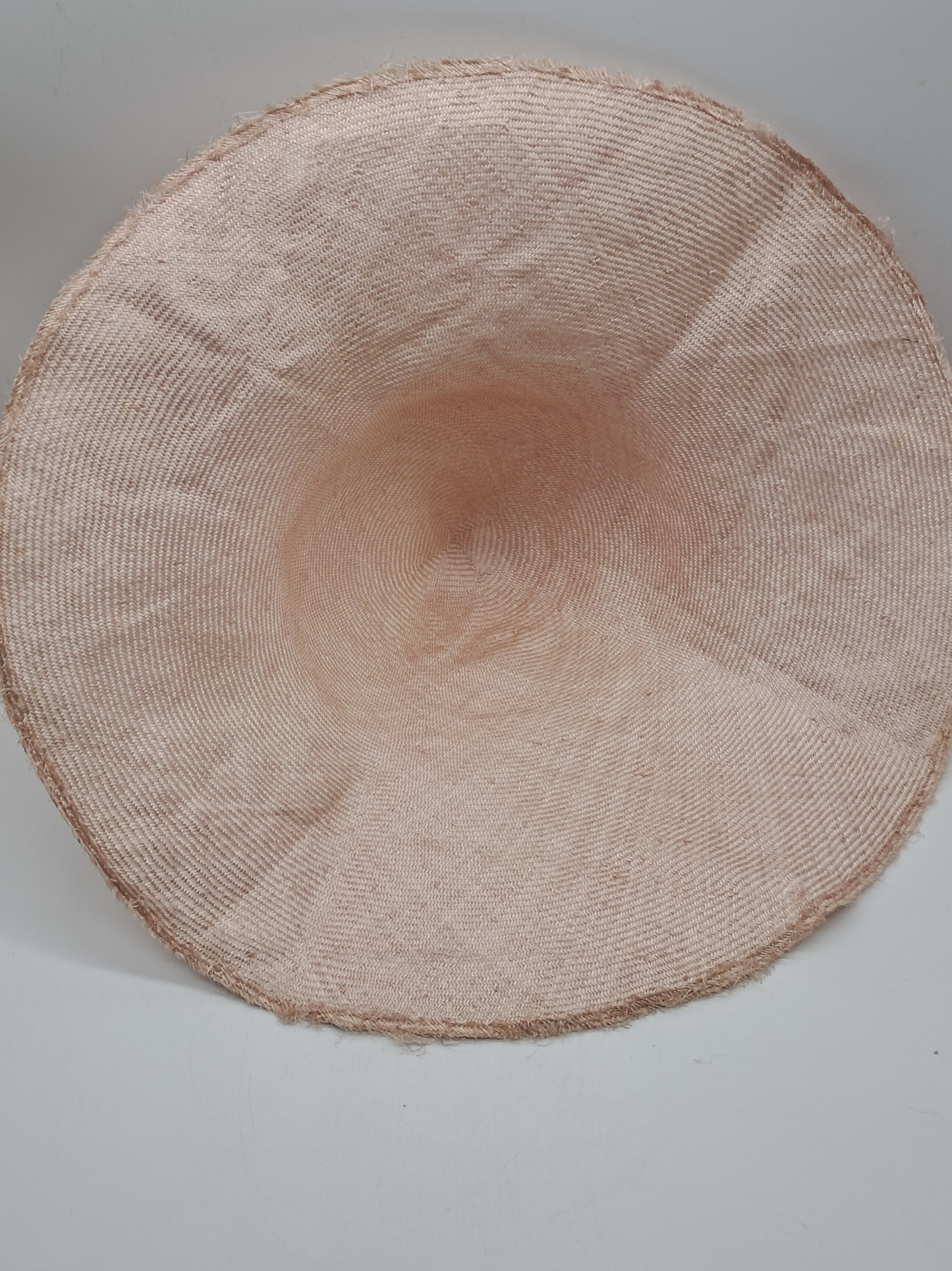 Hauchzarte Eleganz: Premium Parasisol-Rohling (Capeline) in Beige