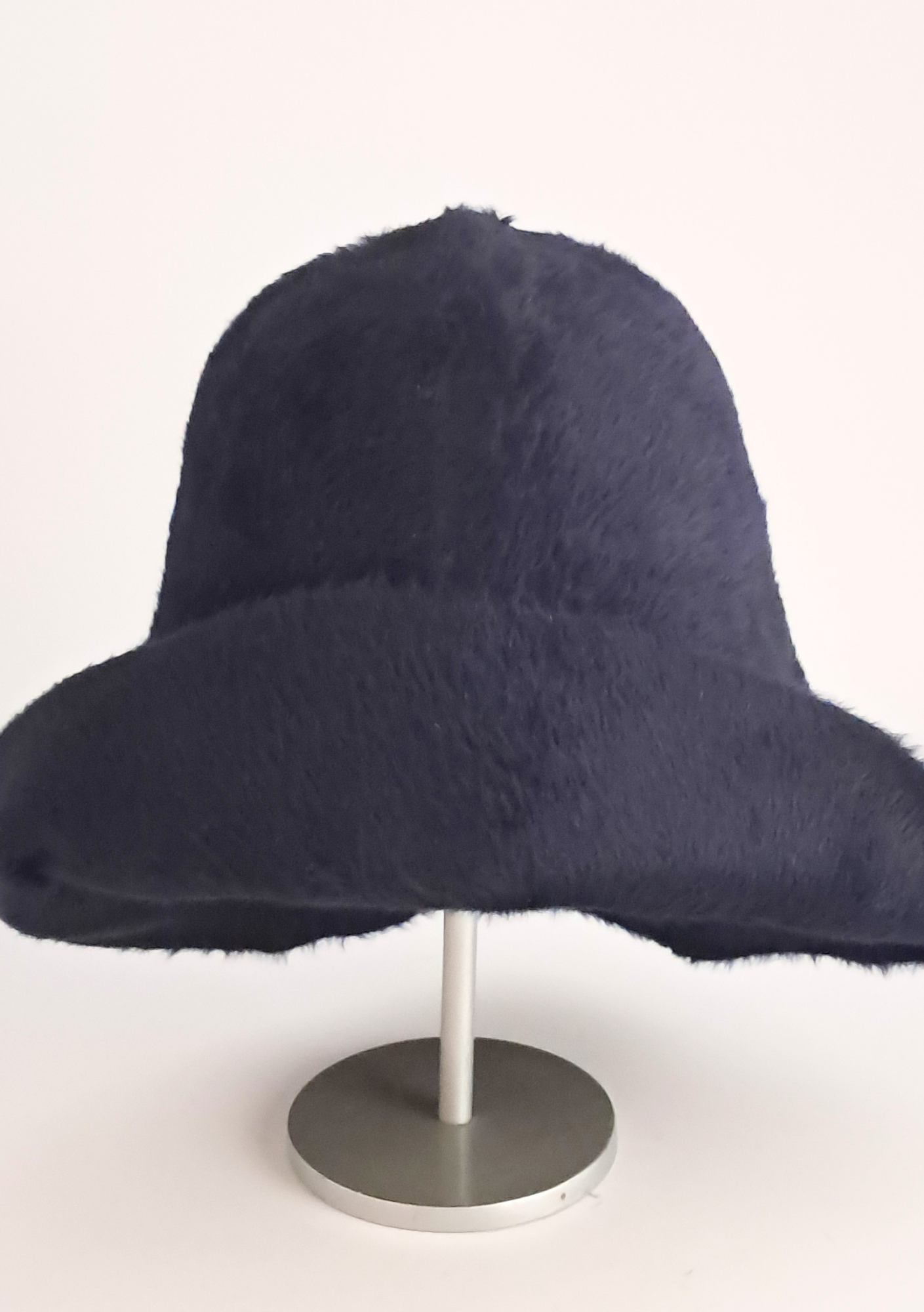 Vintage Teddy Conus Nachtblau – Seltener Hutrohling aus alten Beständen mit beidseitigem Melusineflor