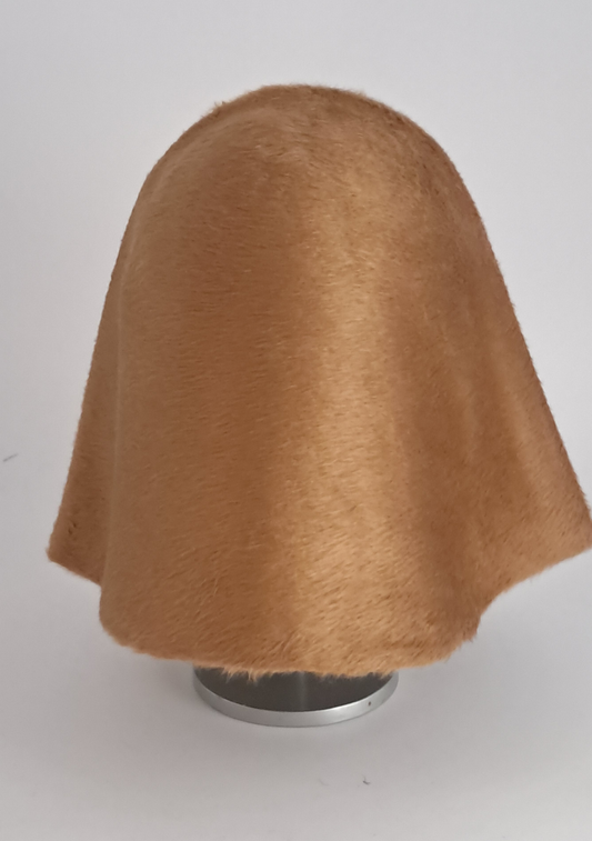 Vintage Melusinefilz Conus Camel – Exklusiver Hutrohling aus alten Beständen für Modisten & Fascinator