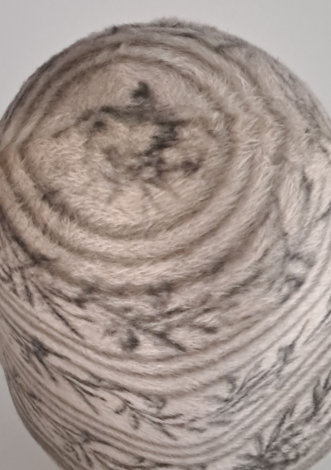 Vintage Melusine Stumpe / Conus – Einzigartiges Hutrohling-Einzelstück in Hellgrau