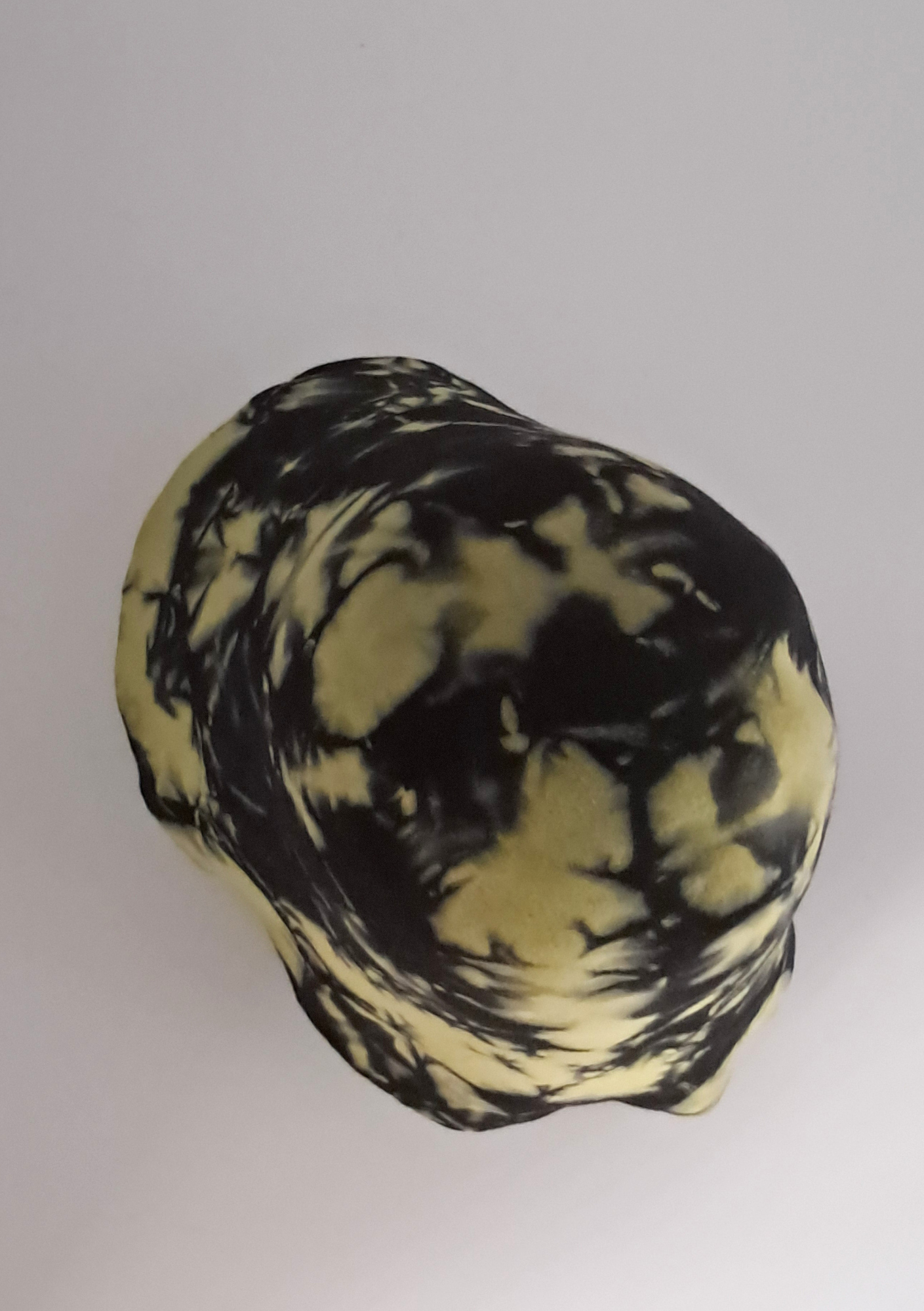 Premium Kaninchenhaarfilz-Conus  – Handgefertigte Batik-Optik für Modisten & Hutmacher